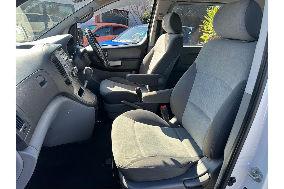 2014 Hyundai iMax TQ-W