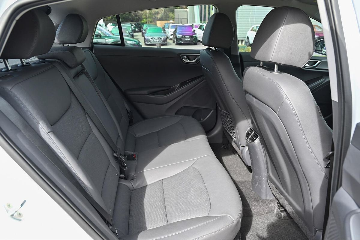 2022 Hyundai IONIQ Hybrid Premium AE.V4