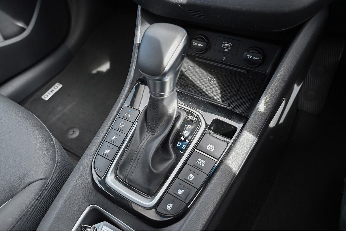 2022 Hyundai IONIQ Hybrid Premium AE.V4