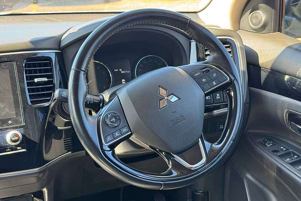 2020 Mitsubishi Outlander ES ZL