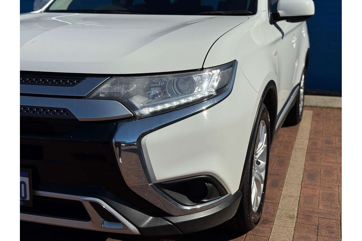 2021 Mitsubishi Outlander ES ZL