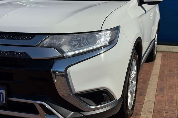 2021 Mitsubishi Outlander ES ZL