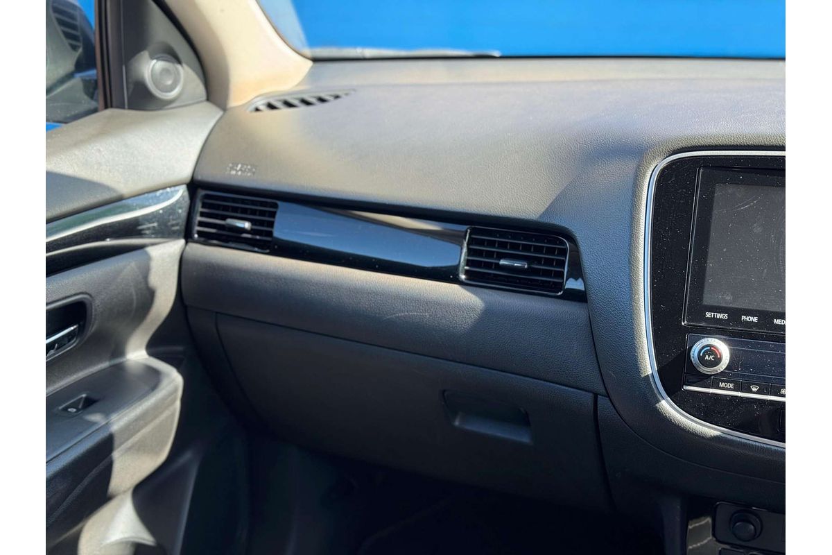 2021 Mitsubishi Outlander ES ZL