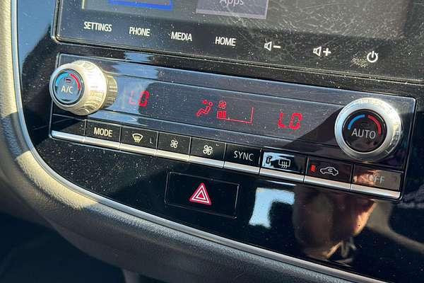 2021 Mitsubishi Outlander ES ZL