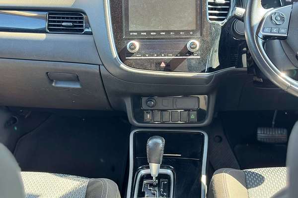 2020 Mitsubishi Outlander ES ZL