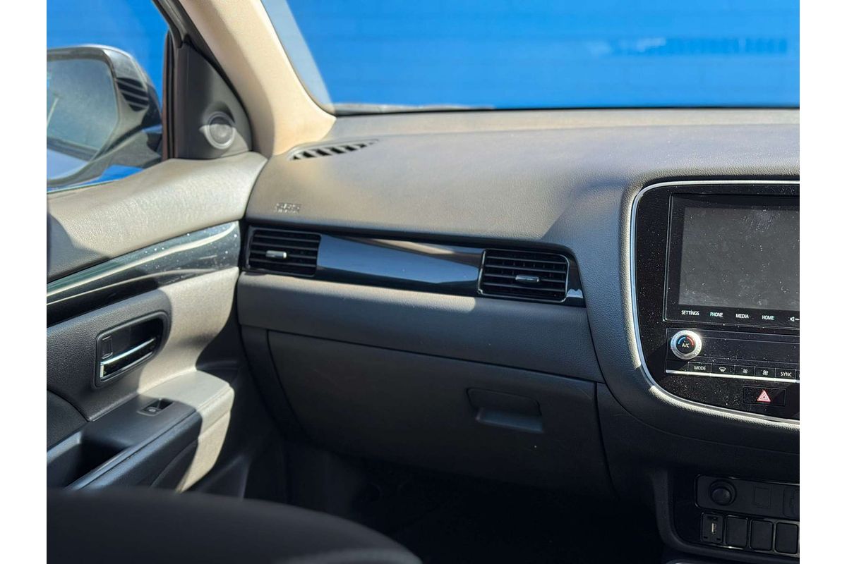 2020 Mitsubishi Outlander ES ZL