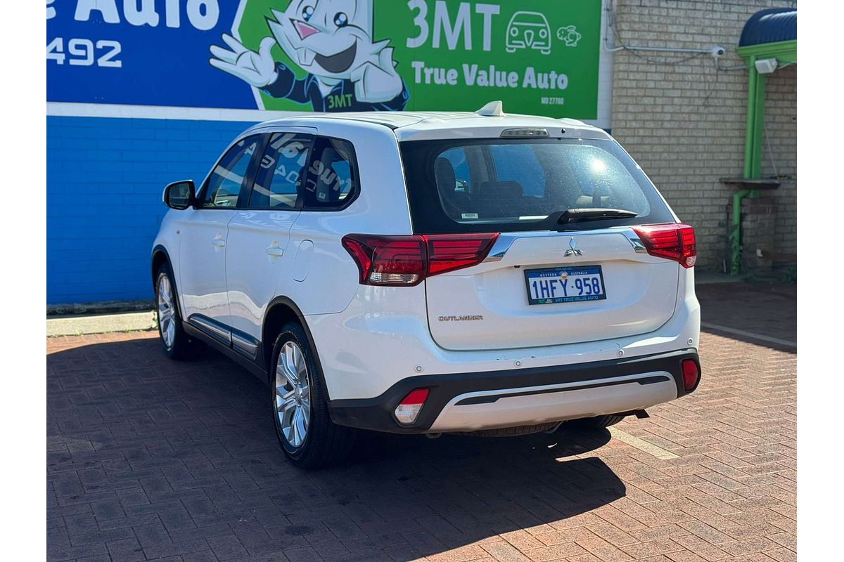 2020 Mitsubishi Outlander ES ZL