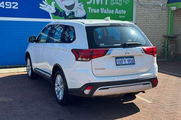 2020 Mitsubishi Outlander ES ZL