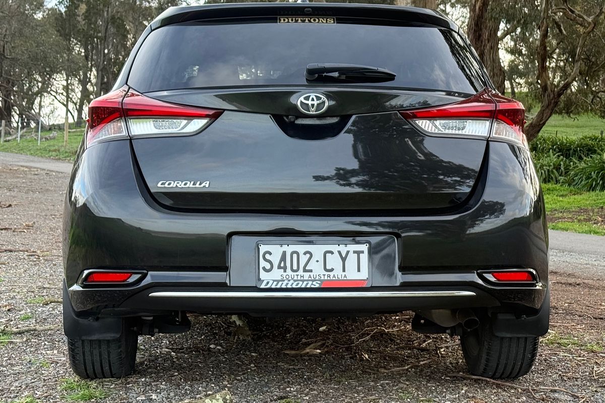 2017 Toyota Corolla Ascent Sport ZRE182R