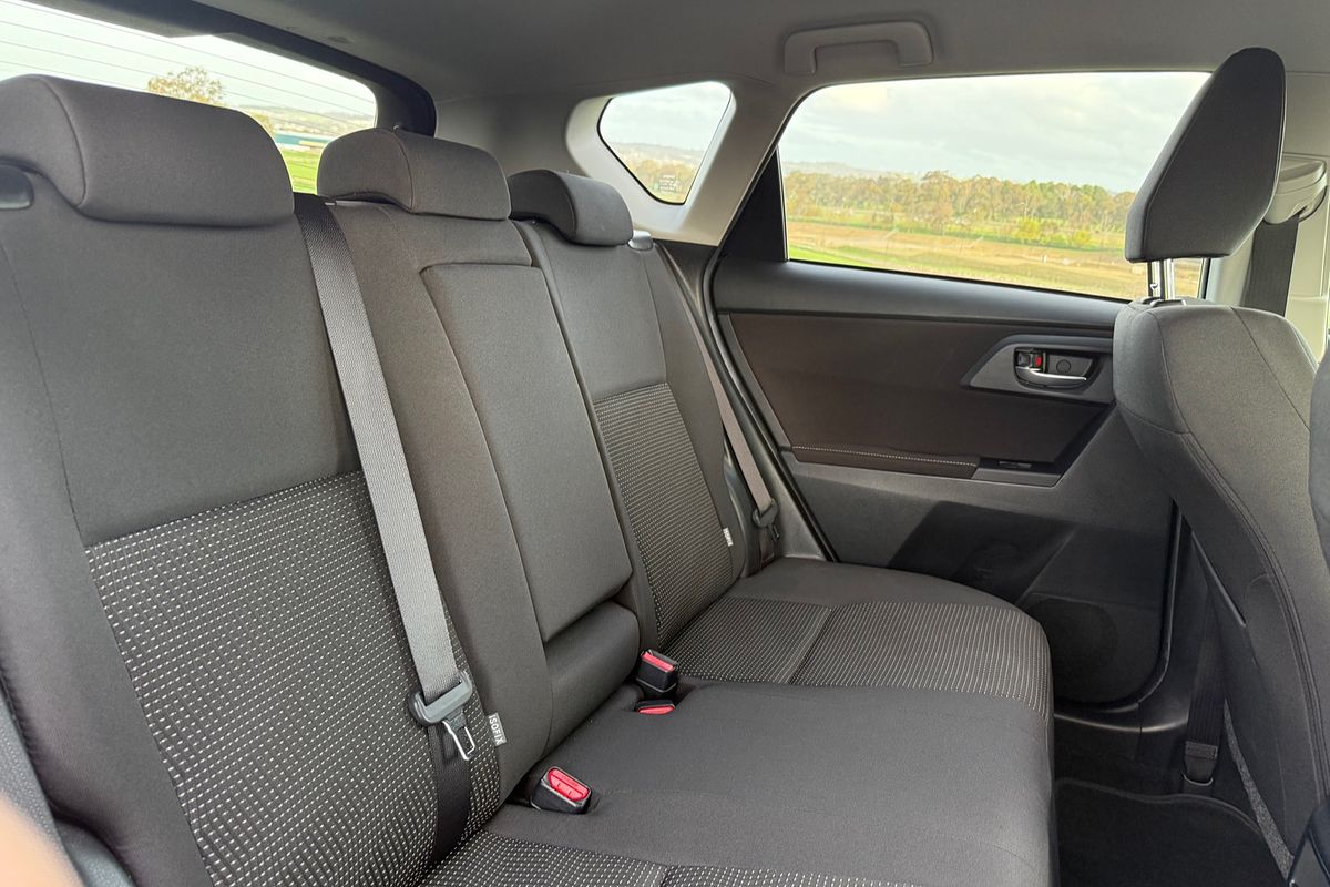 2017 Toyota Corolla Ascent Sport ZRE182R
