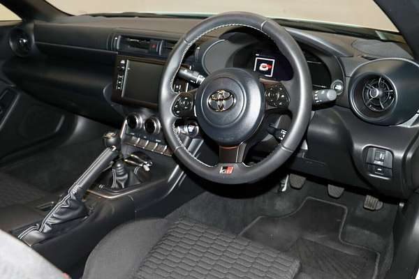 2023 Toyota GR86 GT ZN8