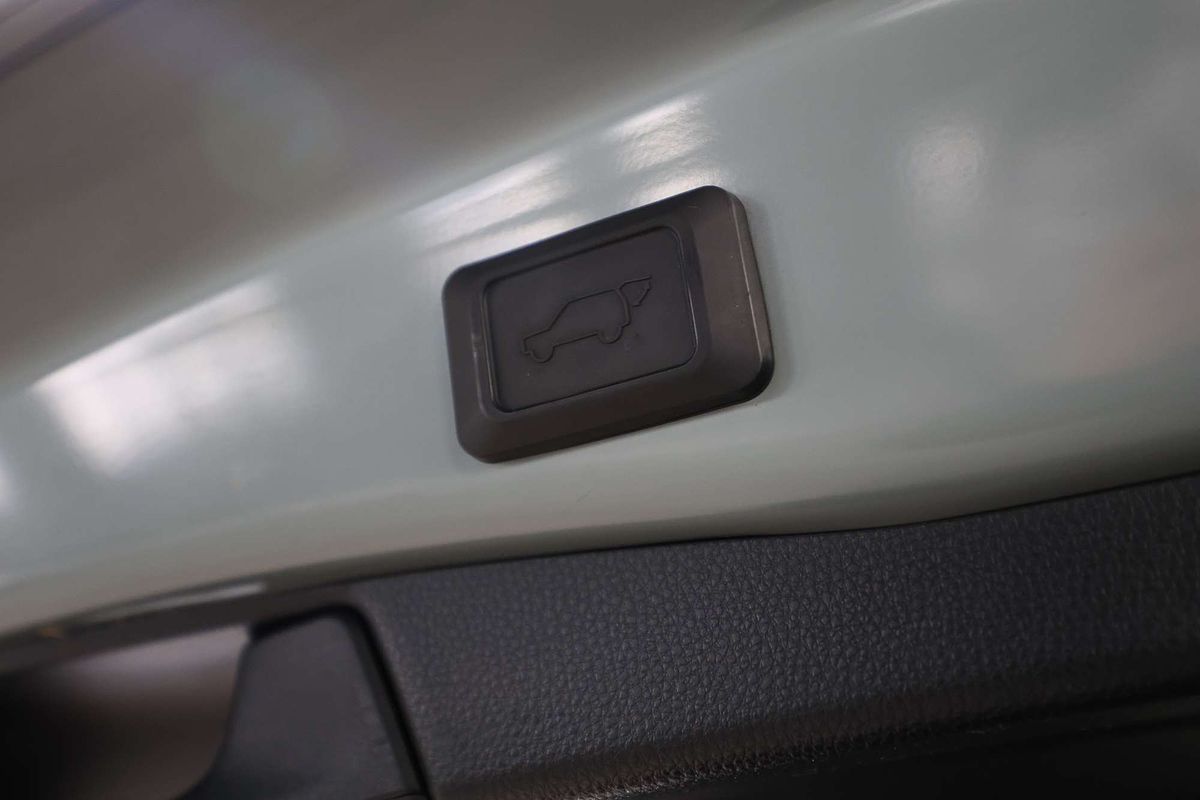 2019 Toyota RAV4 Edge AXAA54R