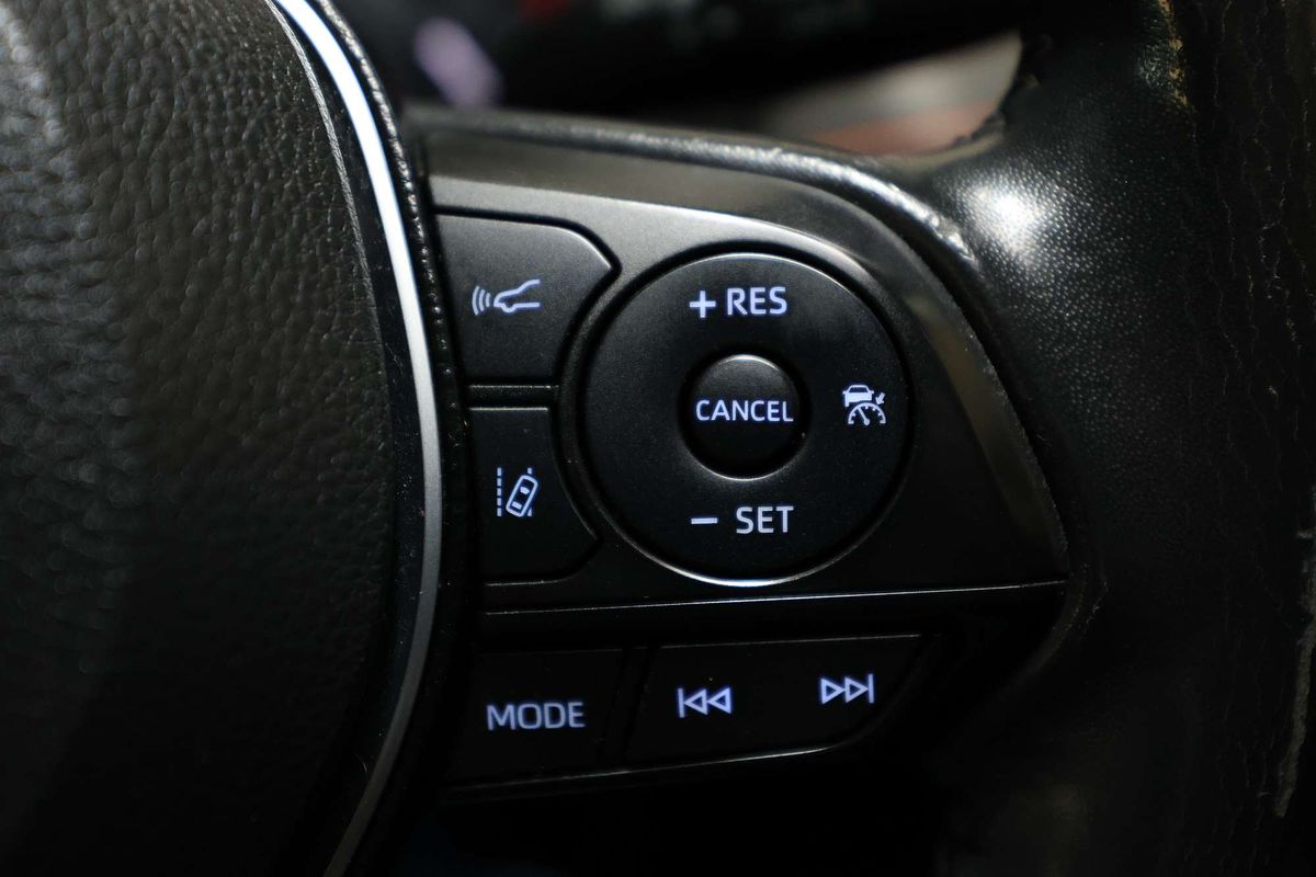 2019 Toyota RAV4 Edge AXAA54R