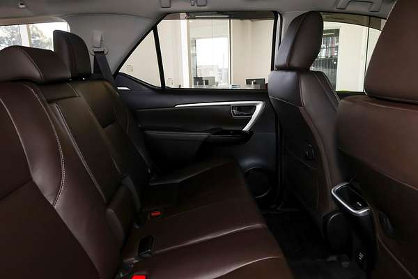 2017 Toyota Fortuner Crusade GUN156R