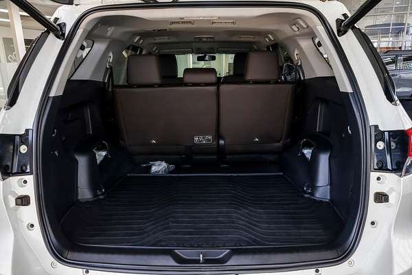 2017 Toyota Fortuner Crusade GUN156R