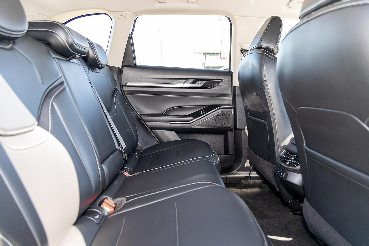 2024 GWM Haval H6 Lux B01