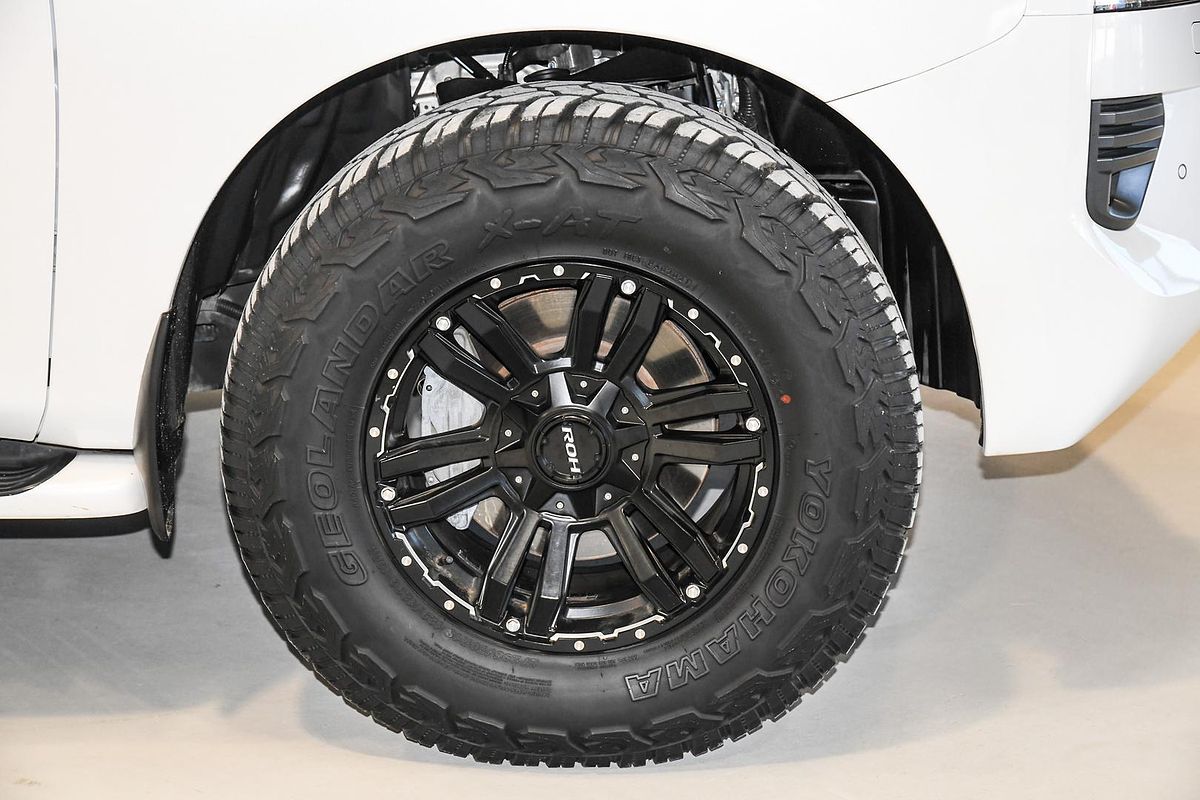 2020 Nissan Patrol Ti Y62 Series 5