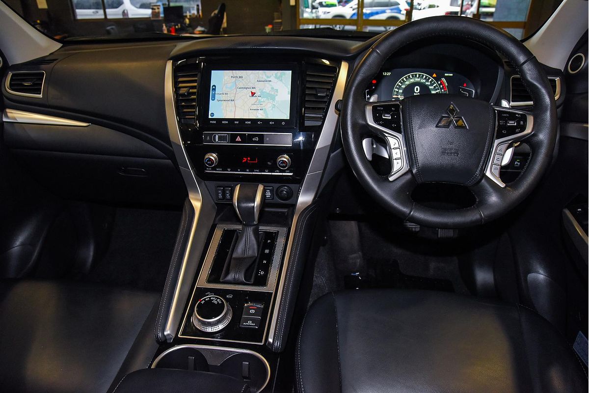 2024 Mitsubishi Pajero Sport GSR QF