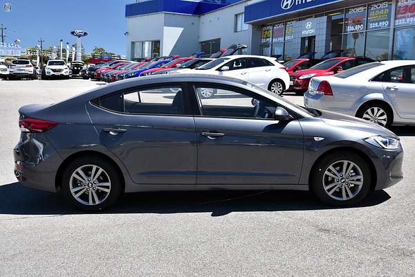 2017 Hyundai Elantra Active AD