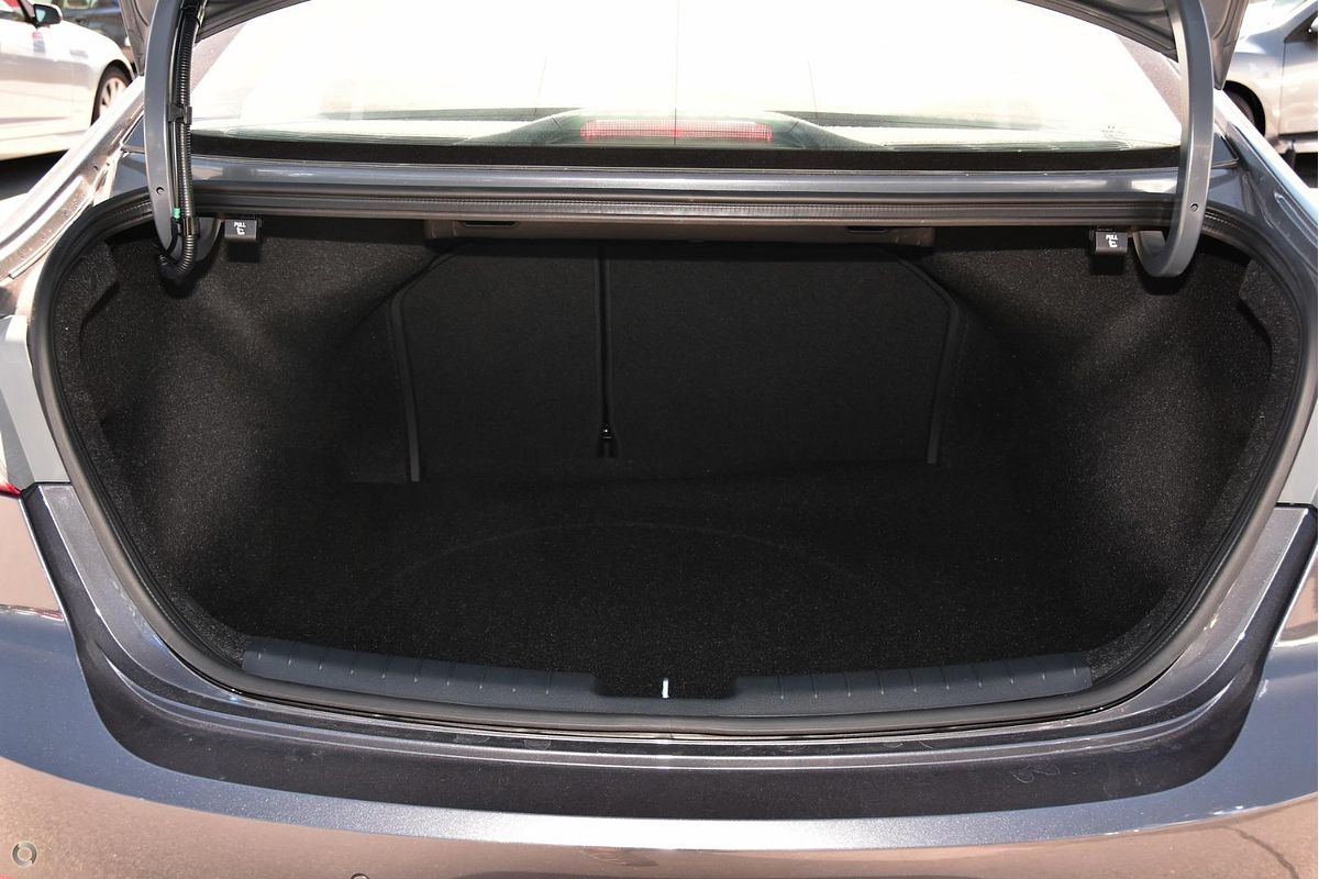 2017 Hyundai Elantra Active AD