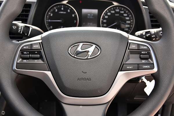 2017 Hyundai Elantra Active AD