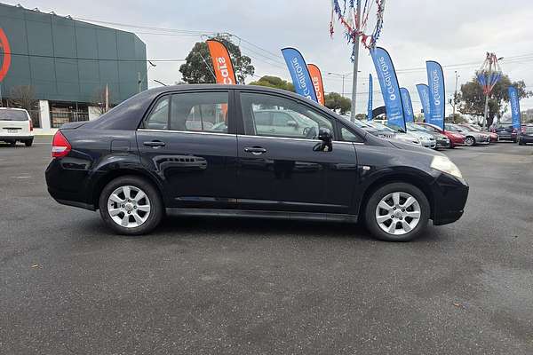 2006 Nissan Tiida ST C11