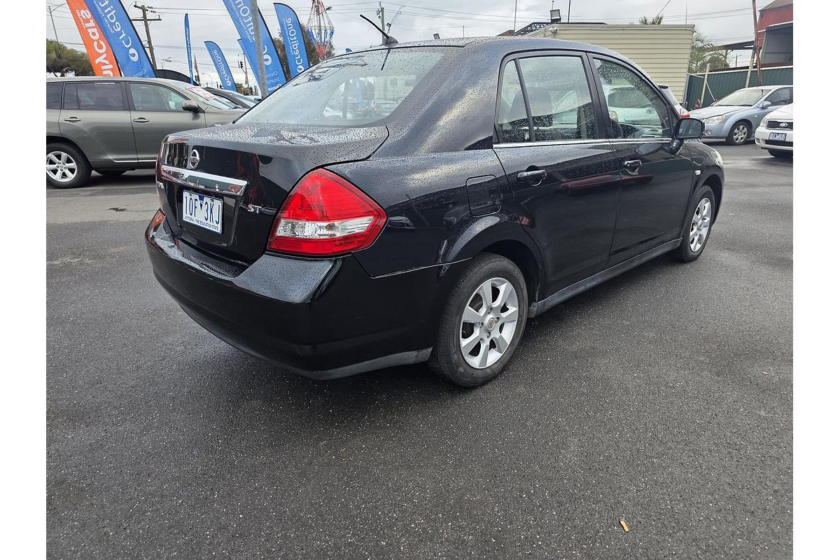 2006 Nissan Tiida ST C11