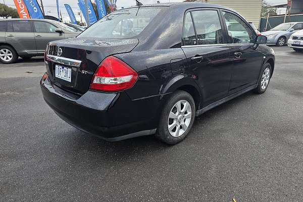 2006 Nissan Tiida ST C11