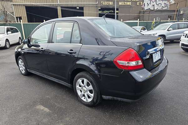2006 Nissan Tiida ST C11