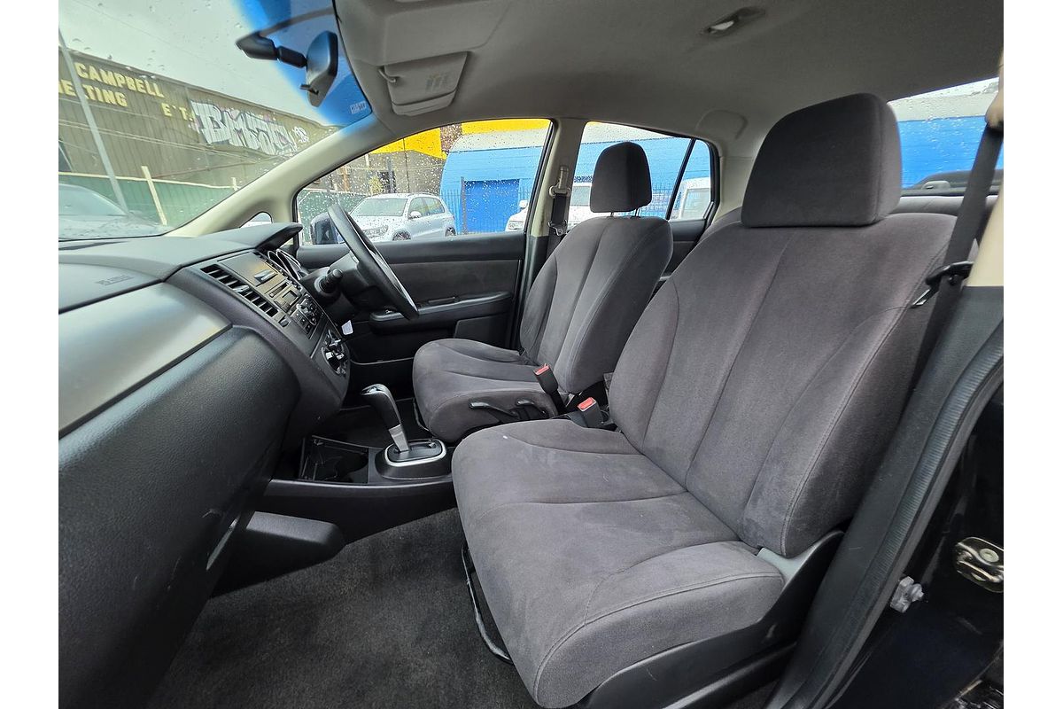 2006 Nissan Tiida ST C11
