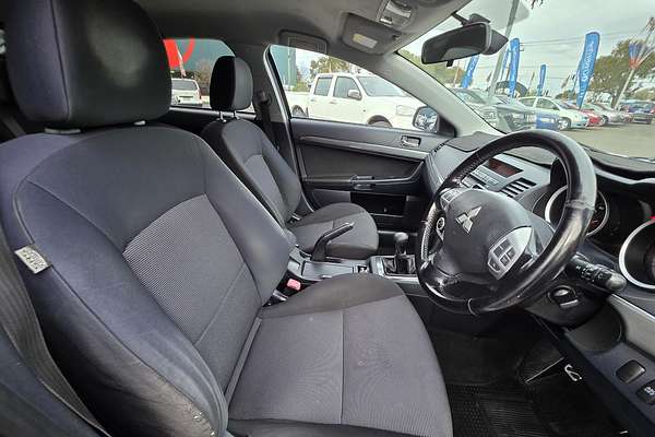 2010 Mitsubishi Lancer VR-X CJ