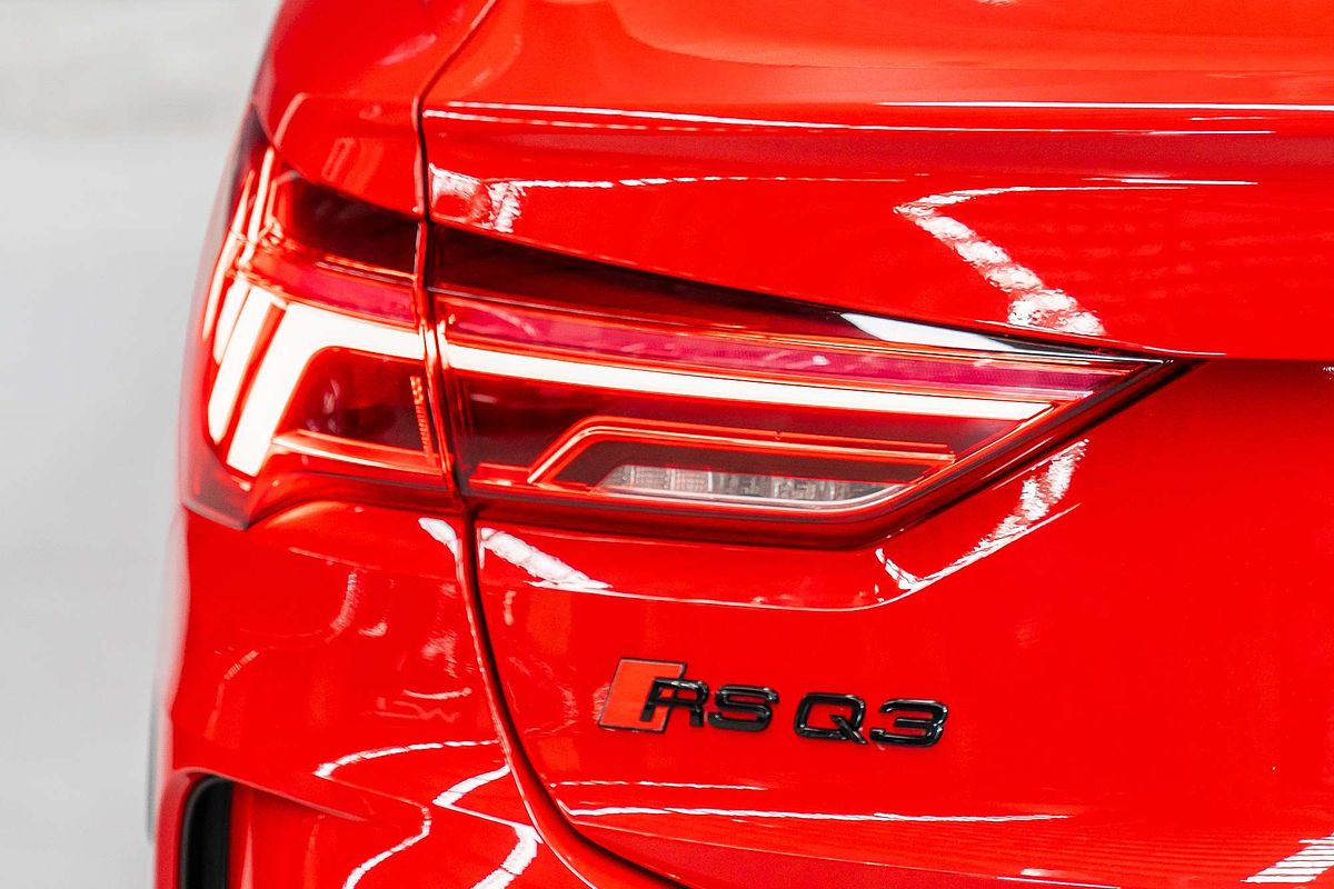 2021 Audi RS Q3  F3