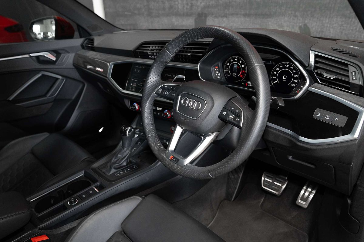 2021 Audi RS Q3  F3