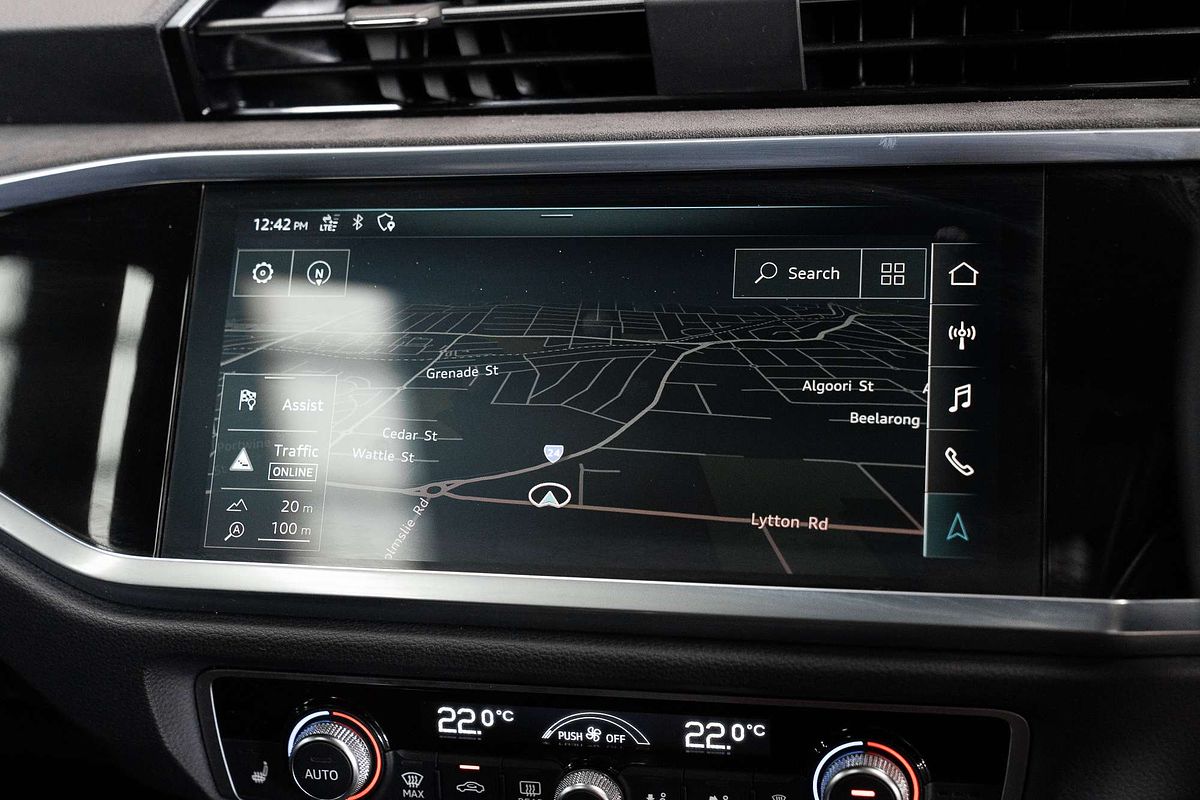 2021 Audi RS Q3  F3