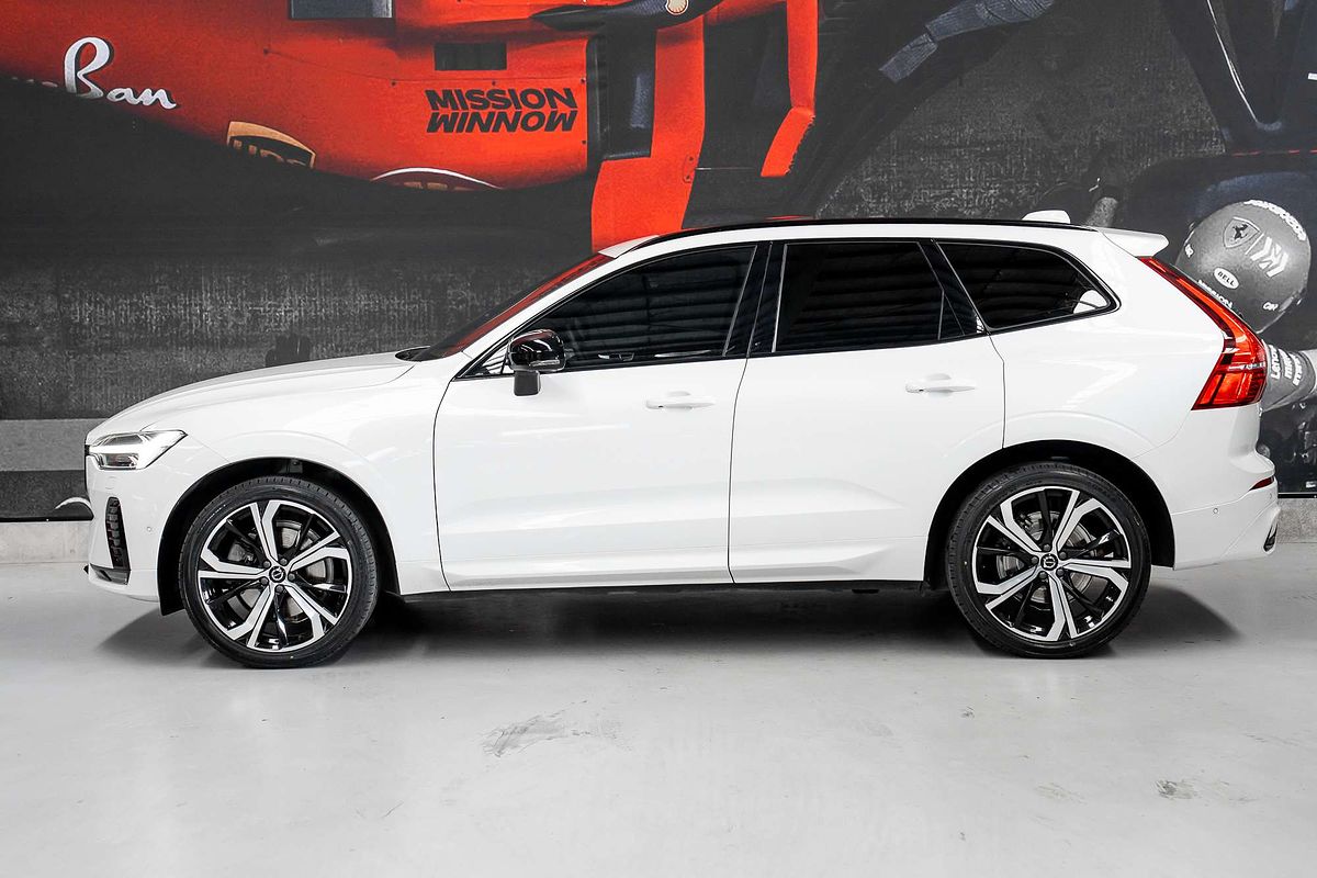 2021 Volvo XC60 B6 R-Design