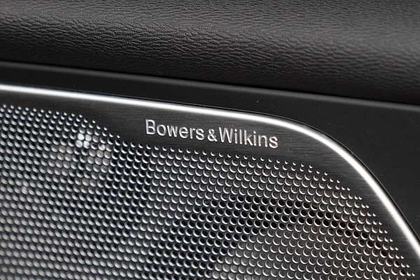 2021 Volvo XC60 B6 R-Design