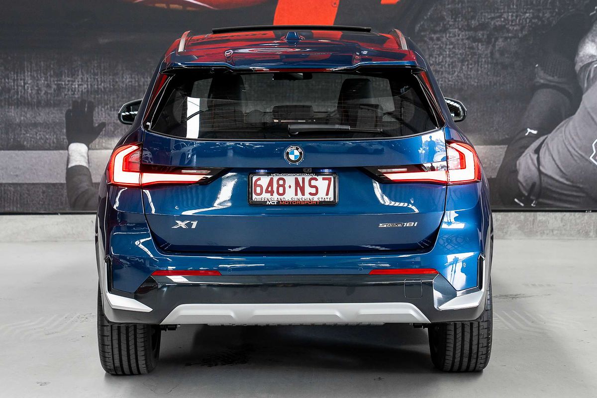 2024 BMW X1 sDrive18i U11