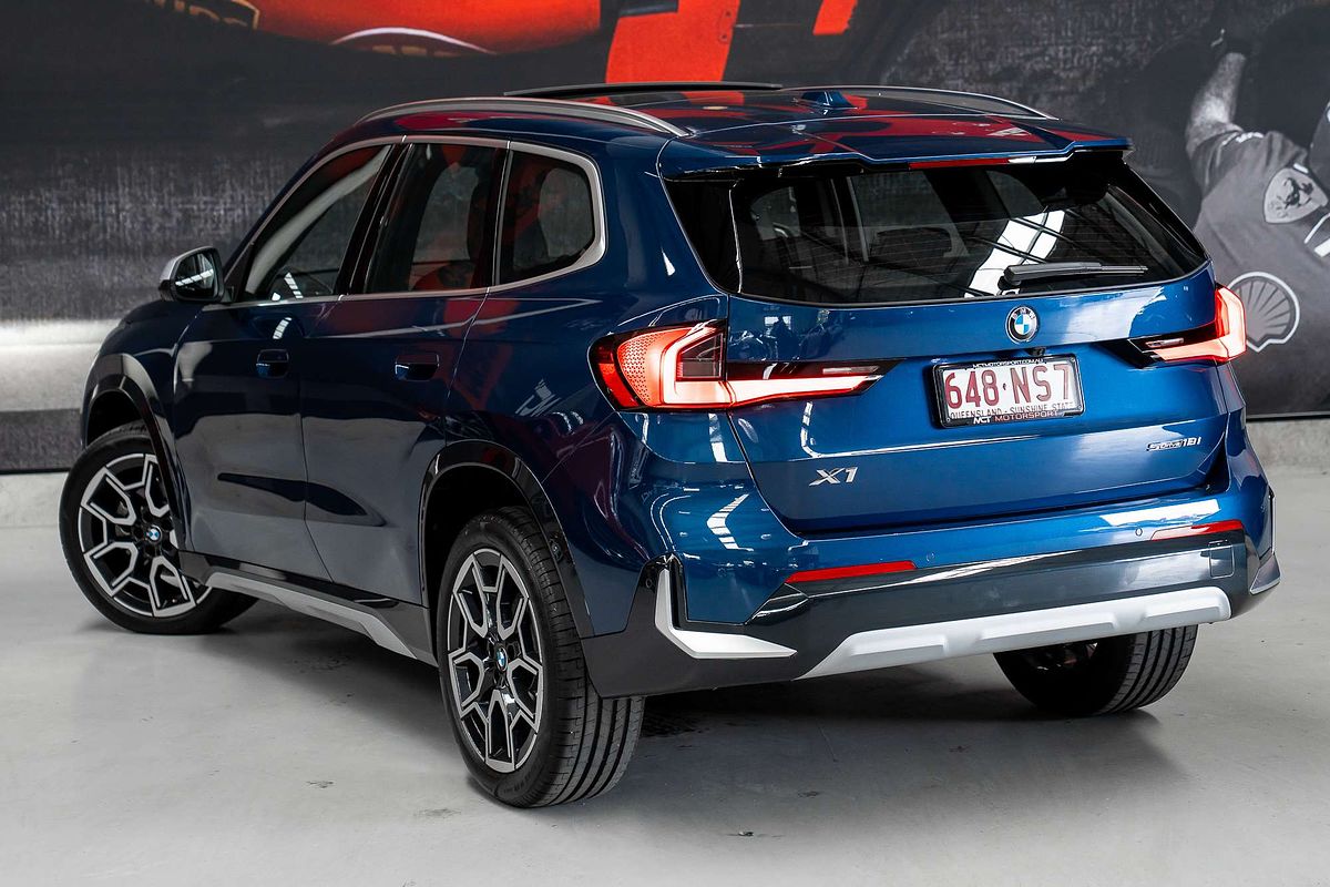 2024 BMW X1 sDrive18i U11