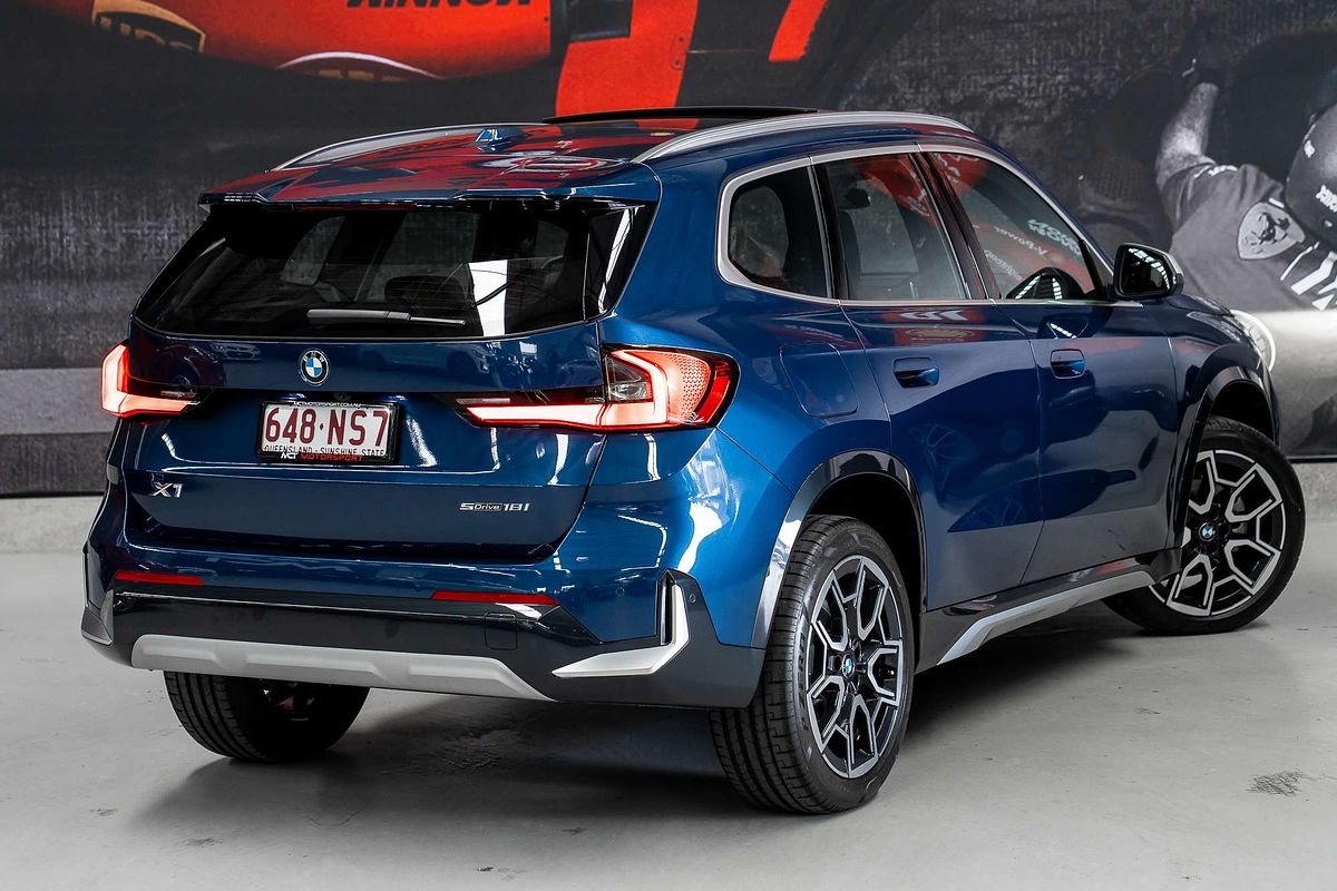 2024 BMW X1 sDrive18i U11