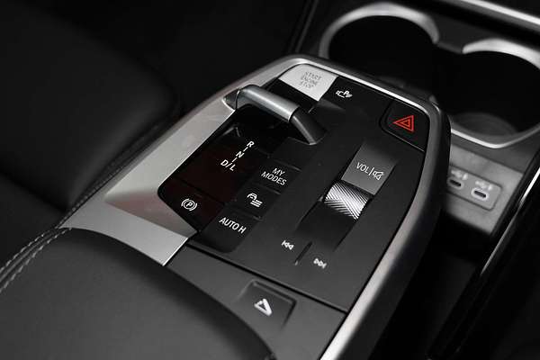 2024 BMW X1 sDrive18i U11
