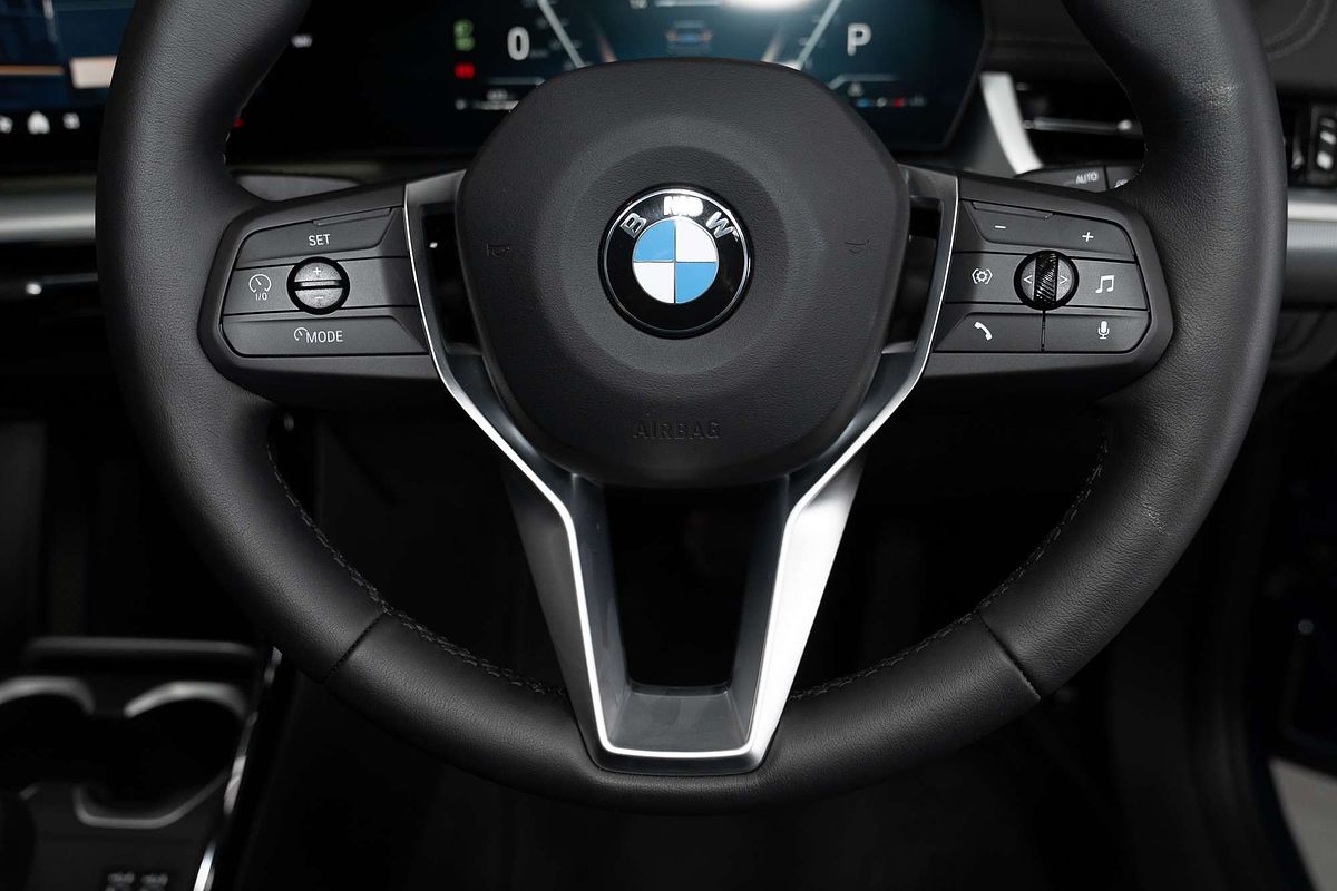 2024 BMW X1 sDrive18i U11