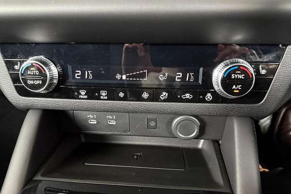 2025 Mitsubishi Outlander Aspire ZM