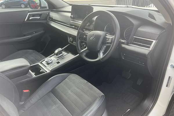 2025 Mitsubishi Outlander Aspire ZM