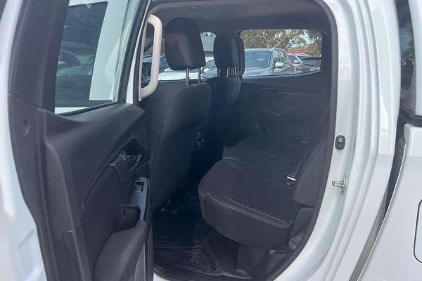 2023 Isuzu D-MAX SX High Ride Rear Wheel Drive
