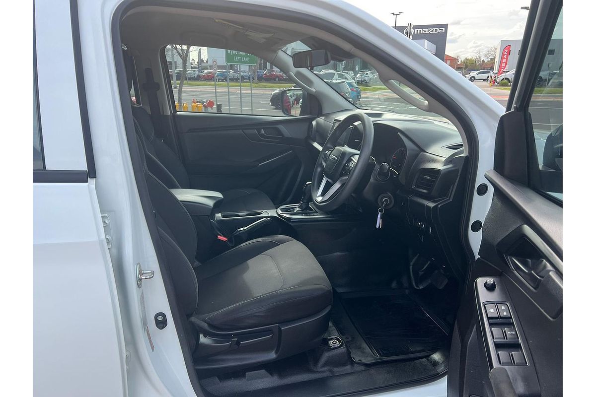 2023 Isuzu D-MAX SX High Ride Rear Wheel Drive