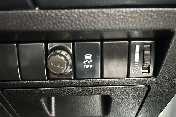 2023 Isuzu D-MAX SX High Ride Rear Wheel Drive