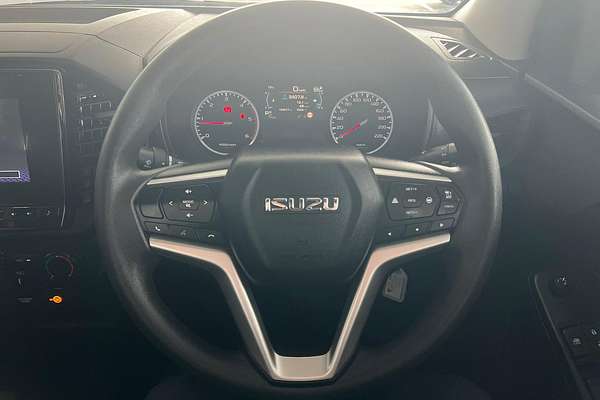2023 Isuzu D-MAX SX High Ride Rear Wheel Drive