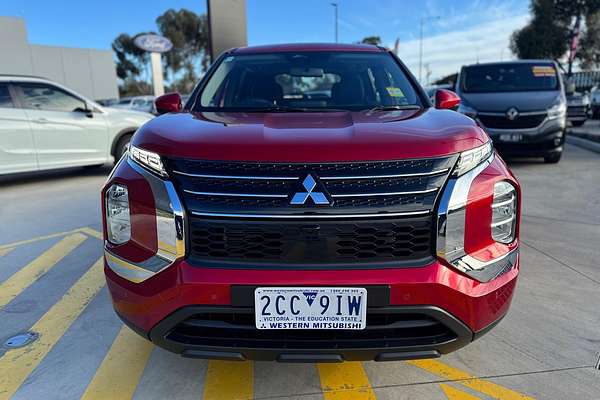 2025 Mitsubishi Outlander ES ZM