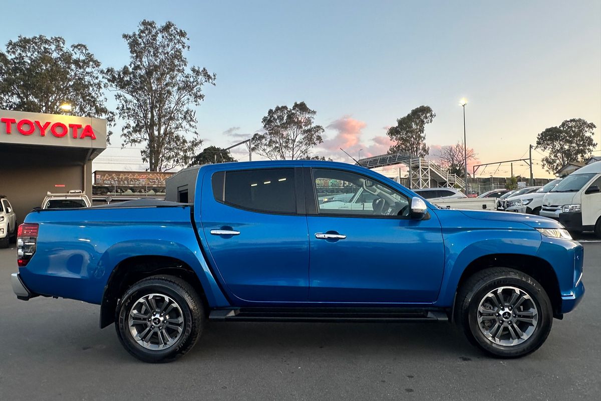 2023 Mitsubishi Triton GLS MR 4X4