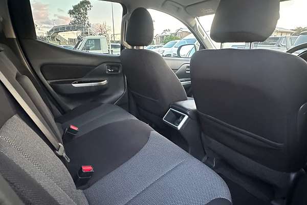 2023 Mitsubishi Triton GLS MR 4X4